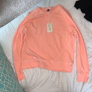 Plain light pink crew neck